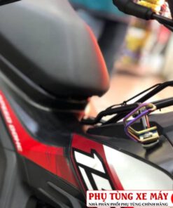 Móc treo đồ Titan