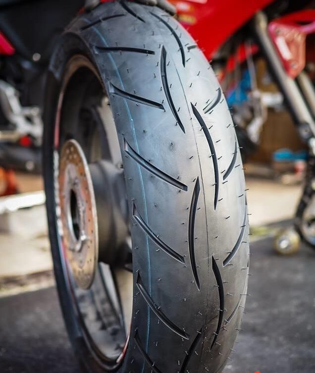 Vỏ Metzeler 150/60-17 2 Vỏ Metzeler 150/60-17